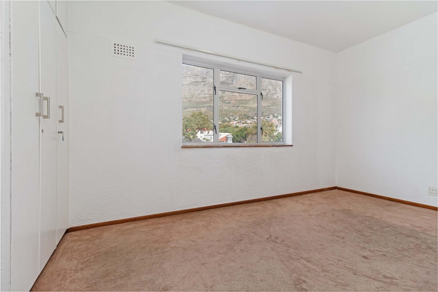 2 Bedroom Property for Sale in Oranjezicht Western Cape